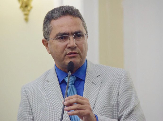 Tenório solicita relator especial para projeto que modifica o Estatuto dos PMs
