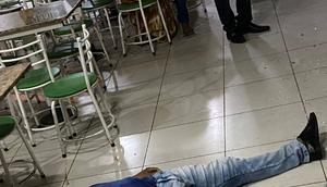 Cliente é morto a tiros enquanto comia em lanchonete de Itabaiana / Foto: Foto: Portal A8SE/Reprodução