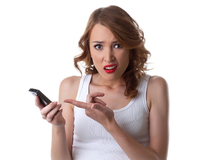 Vivo deve indenizar em R$ 12 mil cliente xingada por atendente