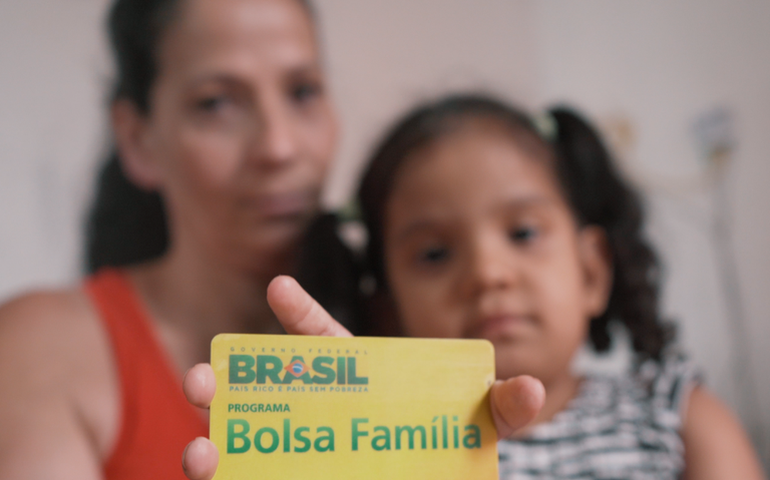 Adicional de R＄ 150 do Bolsa Família chega a 8,9 milhões de crianças de até seis anos