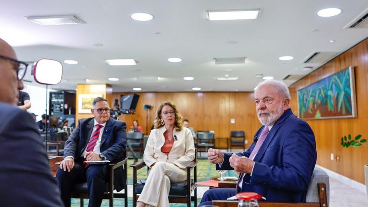 Lula: “Tenho um compromisso moral, ético, de fé, de fazer esse povo voltar a ter alegria”