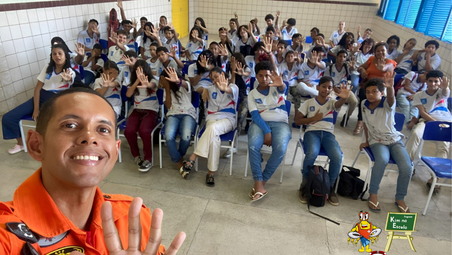 Corpo de Bombeiros realiza palestra integrada ao Programa “Kim na Escola”