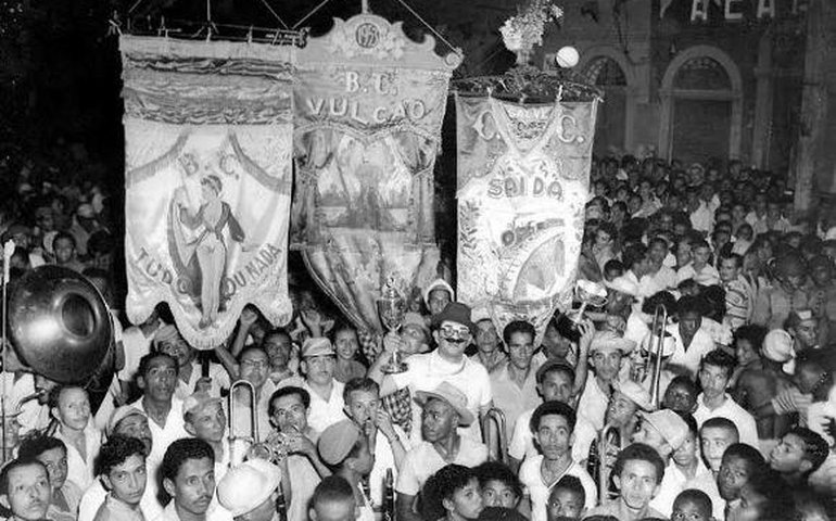 Programa &#8216;IZP na Folia&#8217; relembra os saudosos carnavais do passado