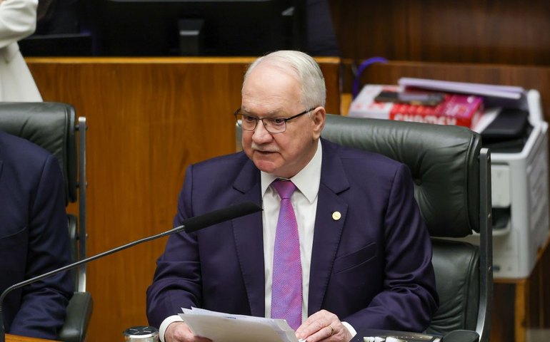 Fachin solicita indicação de representantes para comissão sobre penduricalhos