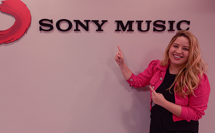 Mari Fernandez estreia na Sony Music com EP