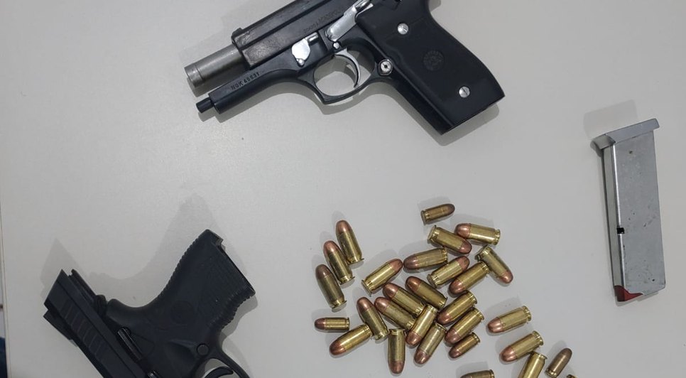 Ex-internos são presos com armas na saída de presídio em Sergipe