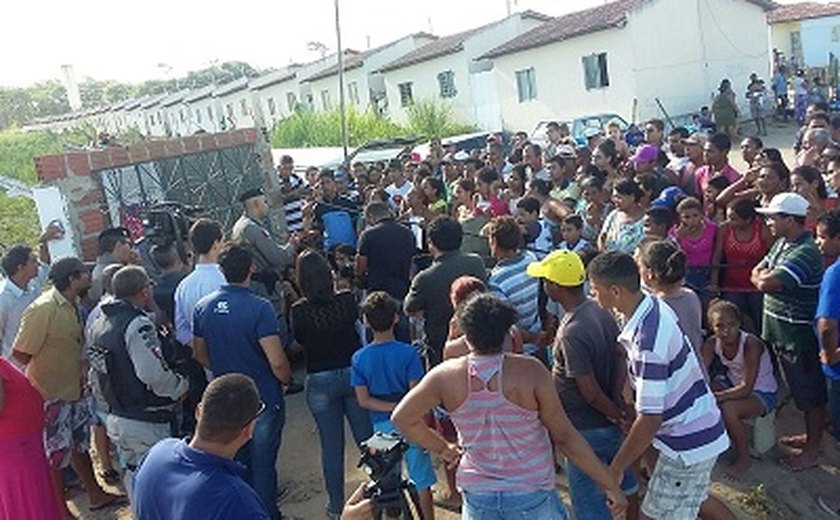 Centro de Gerenciamento de Crises da PM negocia mandado de reintegração de posse em Rio Largo