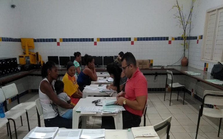Recadastramento do Bolsa Família é realizado em comunidade quilombola do Carrasco