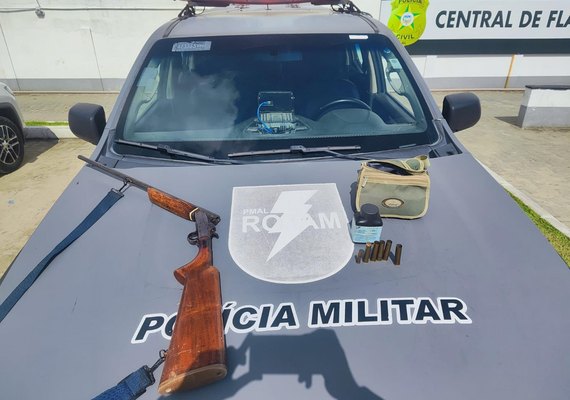 PM apreende 3 armas de fogo e combate desmanche irregular de motocicletas