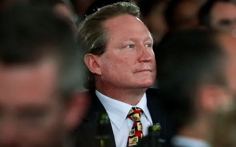 Bilionário australiano Andrew Forrest financiou buscas por avião da Segunda Guerra atrás de seu tio desaparecido