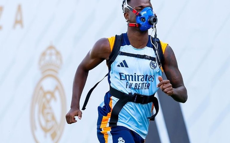 Real Madrid usa máscaras em teste físico para encarar calendário recorde de jogos