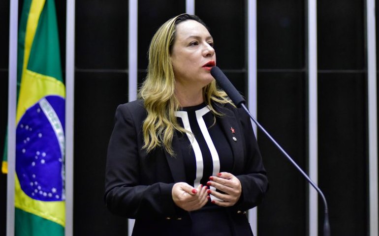 Projeto cria cotas no serviço público para mulheres saídas do sistema prisional