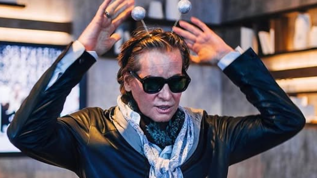 Filha de Val Kilmer comenta uso de IA para manter ator em filme após sua morte