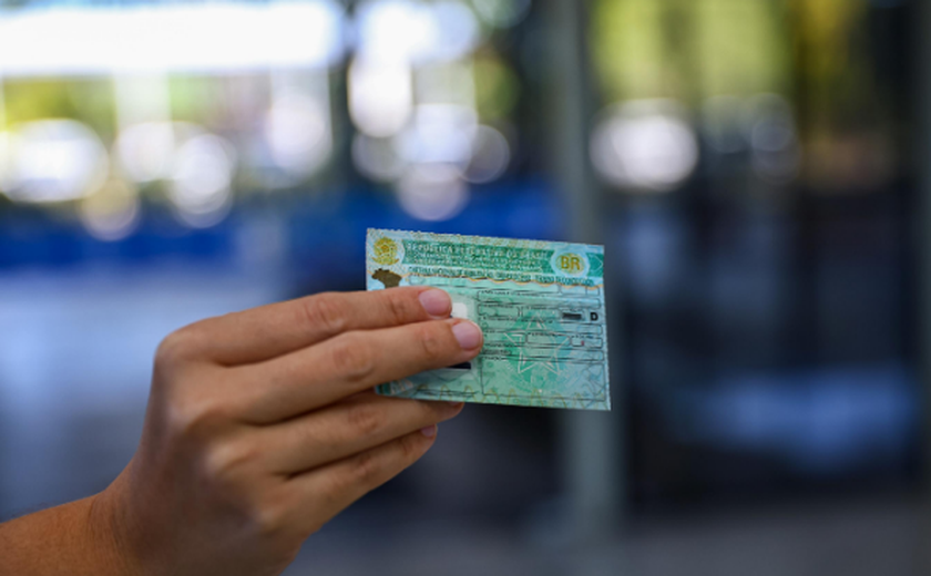 Mais de 100 mil se inscrevem para CNH gratuita em Alagoas; 3,5 mil são selecionados