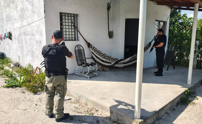 Policiais prenderam acusado de estuprar adolescente em Ouro Branco