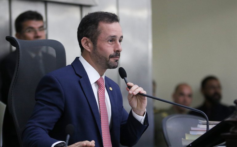 Bruno Toledo assume presidência do Legislativo até o dia 15 de janeiro