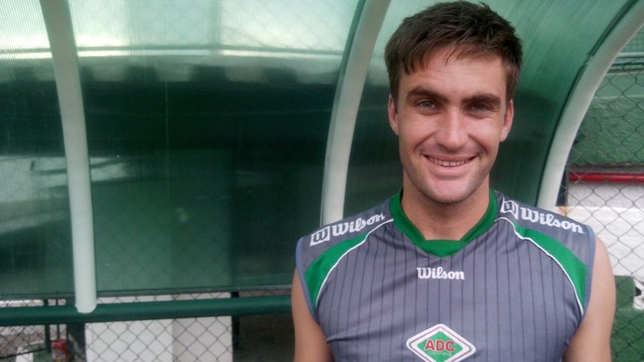Diretoria do ASA fecha contrato com goleiro Luis Cetin, ex-Volta Redonda