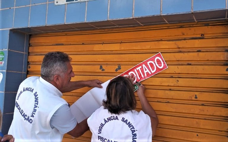 Vigilância Sanitária interdita farmácias na parte alta da cidade