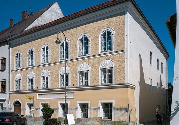 Casa onde Hitler nasceu e foi criado será transformada em posto policial