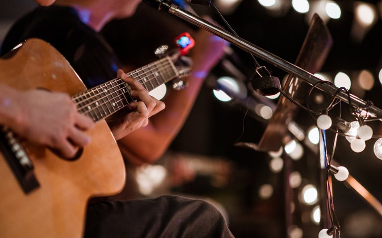 Comissão debate criação de órgão regulador do mercado da música