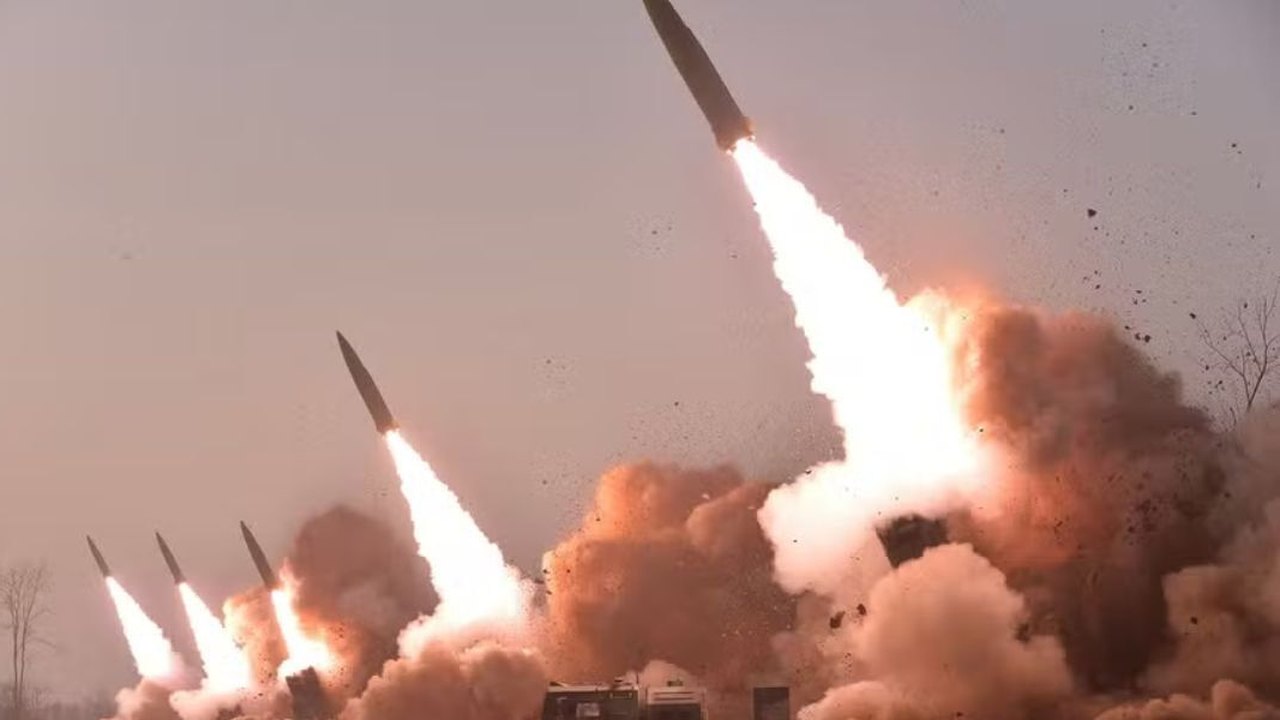 Coreia do Norte falha em teste de possível míssil hipersônico, dizem militares de Seul