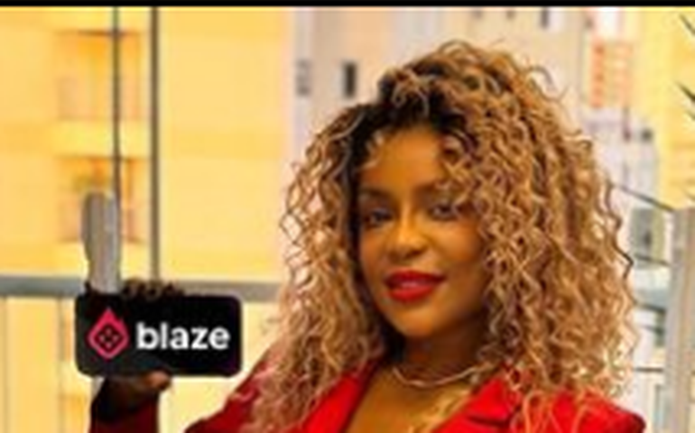 Cariúcha passa por cirurgia para retirada de miomas e está em UTI