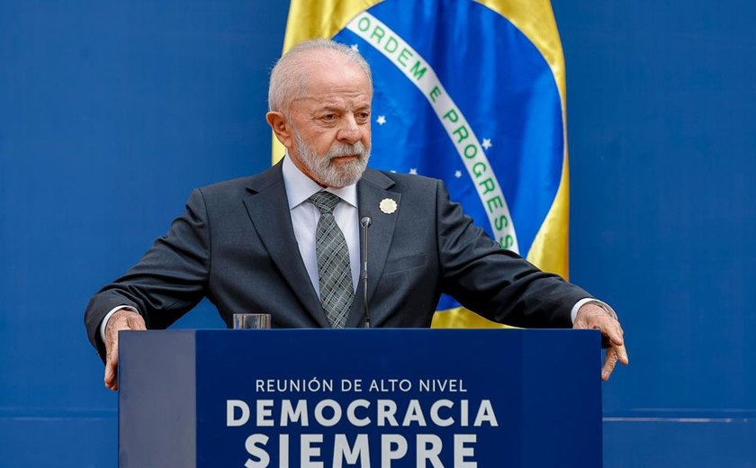 Democracia corre risco como no período nazista, diz Lula