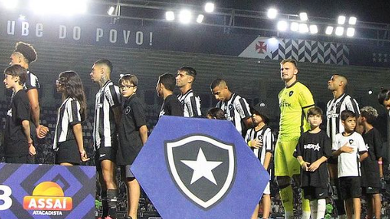 Botafogo e Palmeiras reduzem chances de título no Brasileirão; Grêmio dispara