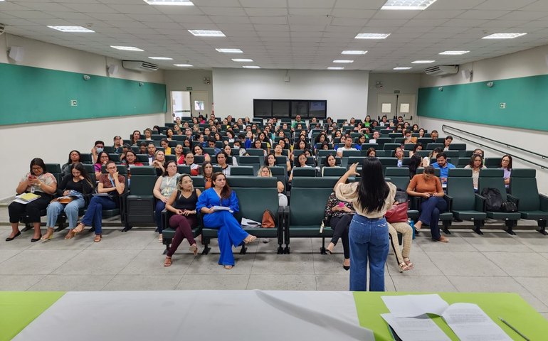 Semana Mãe e Bebê debate violência obstétrica e infantil na edição deste ano