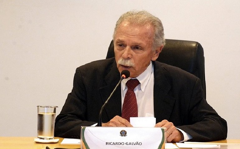 Presidente do CNPq sugere reajuste anual de bolsa