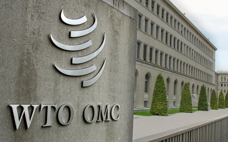 UE entra com pedido para OMC analisar tarifas da China sobre conhaque europeu