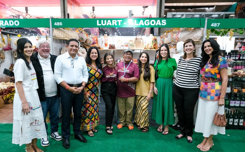 Governo de Alagoas fortalece presença institucional na Fenearte e valoriza artesanato local
