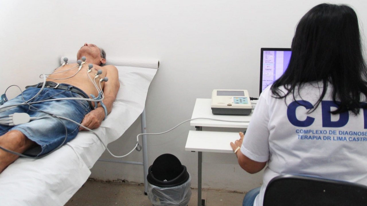 Novembro Azul: Complexo de Diagnose e Terapia realiza ação em alusão ao mês de conscientização sobre os cuidados com a saúde do homem