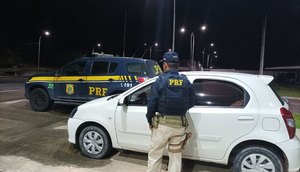 Idoso é perseguido pela PRF e acaba preso por dirigir embriagado na contramão em São Cristóvão