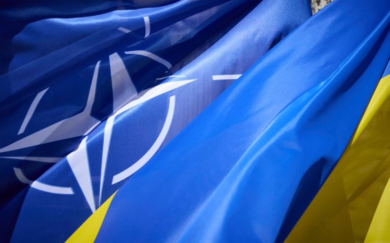 Promessas da UE e OTAN de tornar Ucrânia membro dos blocos parecem 'vazias', diz especialista chinês