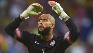 Tim Howard, goleiro da seleção dos Estados Unidos, se tornou um novo herói americano/ Getty Images