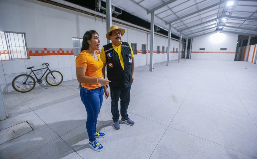 Gilberto Gonçalves fiscaliza última etapa das obras de reforma e ampliação de Escola Manoel Soares