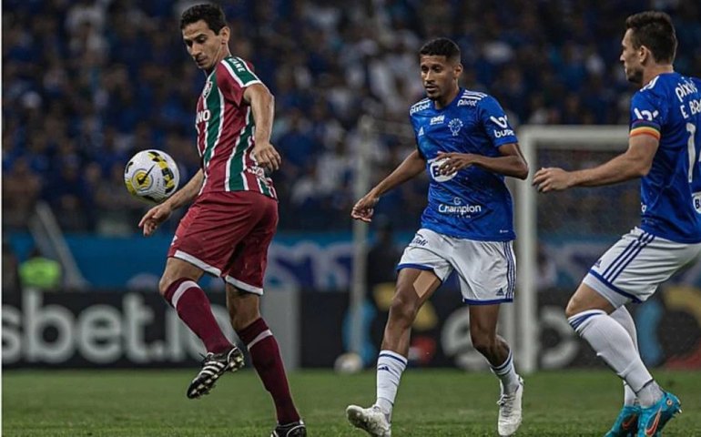 Fluminense supera o Cruzeiro, cala Mineirão lotado e avança na Copa do Brasil