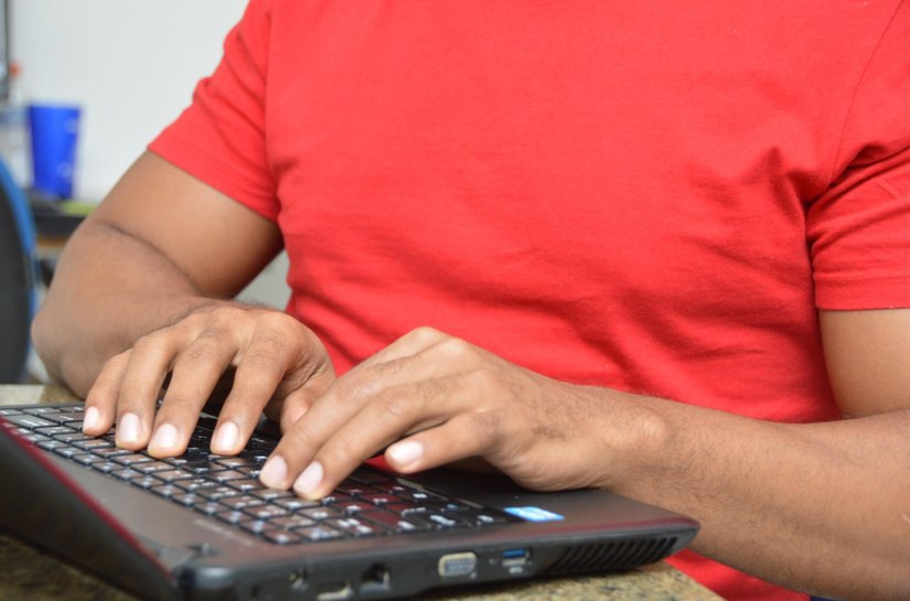 Cansaço extremo e desmotivação podem ser sinais da Síndrome de Burnout, alerta especialista