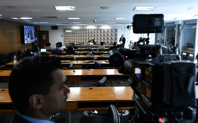 CDH aprova coleta obrigatória de dados sobre a população LGBTQIA+