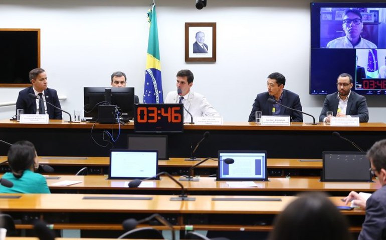 Comissão do Hidrogênio Verde conhece ações no Ceará e discute políticas para o setor