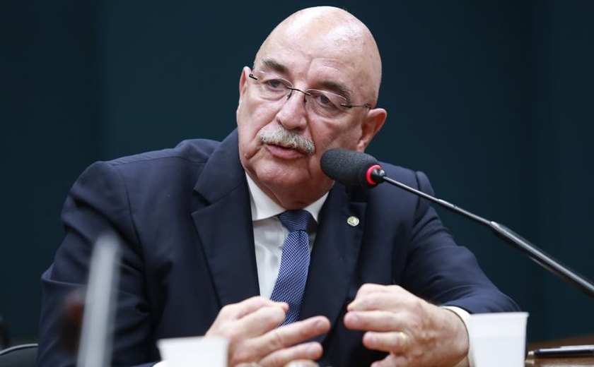 Comissão aprova projeto assegurando a crianças e adolescentes acesso a programas de saúde mental no SUS