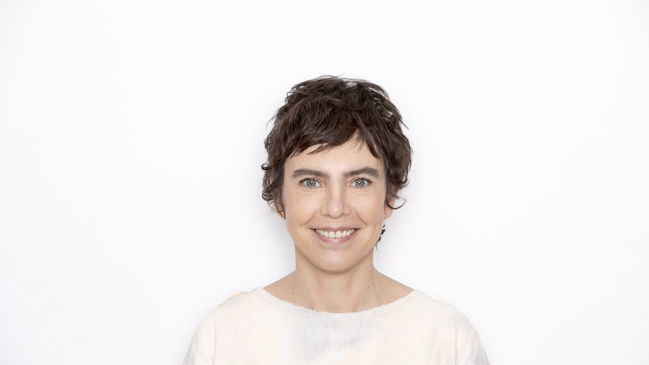 Adriana Calcanhotto é atração da FliPenedo na celebração dos 390 anos da cidade