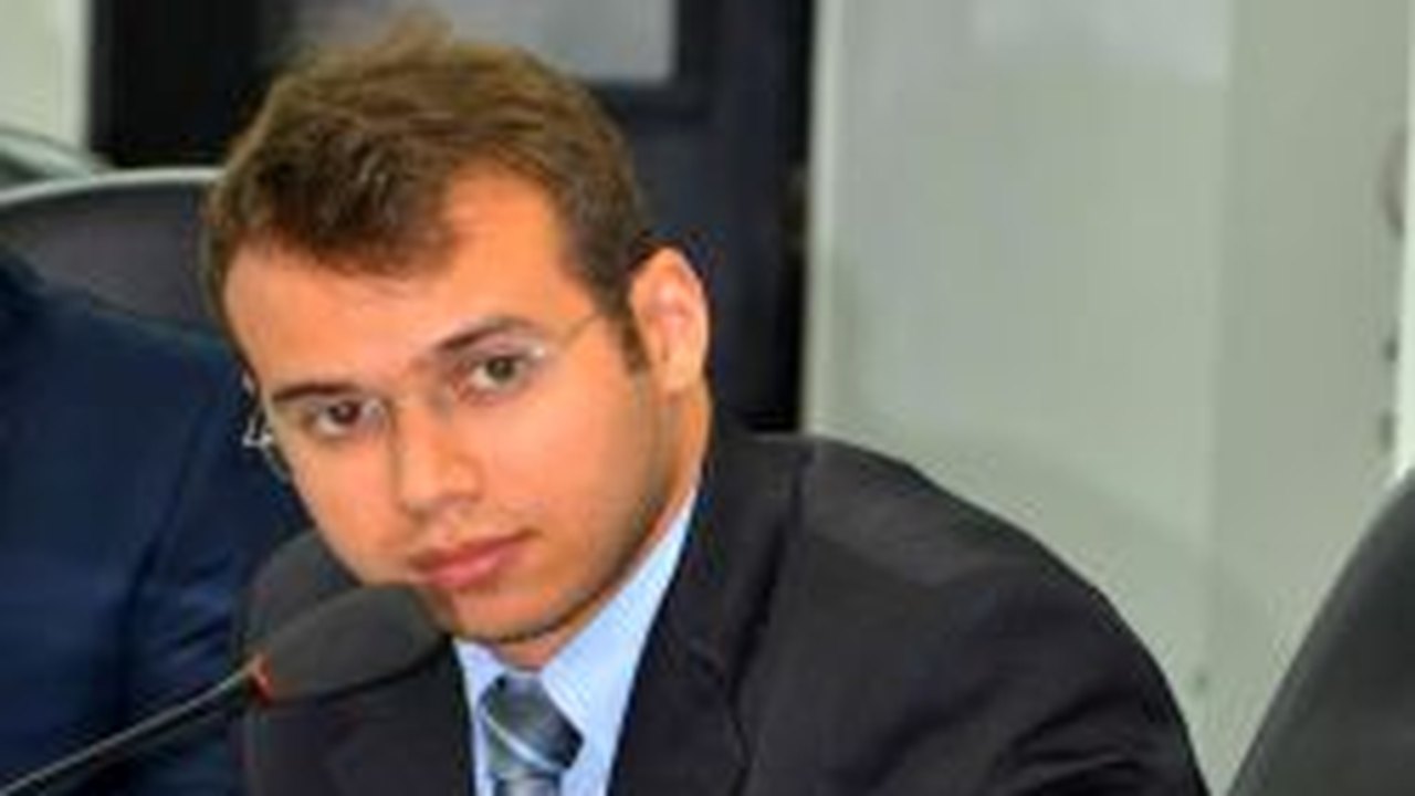Promotoria de Justiça recomenda medidas contra o acúmulo de cargos por servidores de Paulo Jacinto