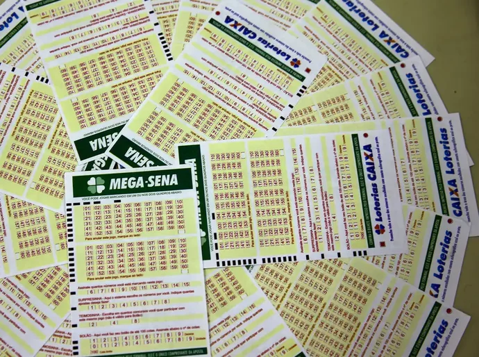 Mega-Sena acumula e prêmio principal vai para R$ 6,5 milhões