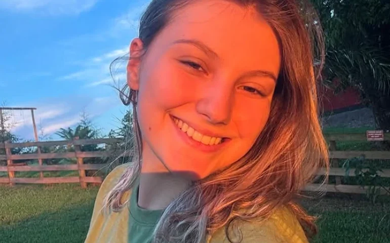 Isabel Veloso anuncia remissão do câncer: 'Vou poder ver meu filho crescer'