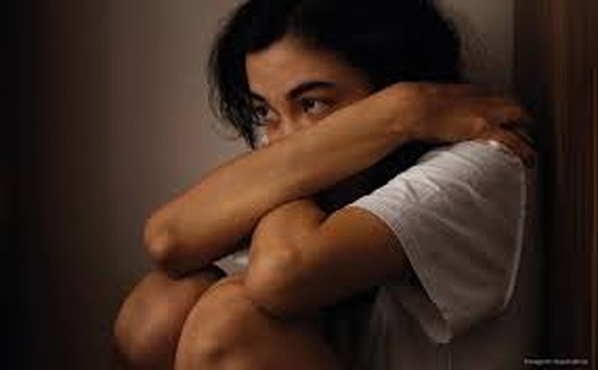 Homem é preso por agressão a ex-companheira grávida em Delmiro Gouveia