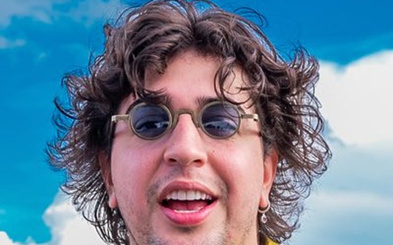 Cantor Nattan anuncia pausa na carreira para passar por tratamento médico