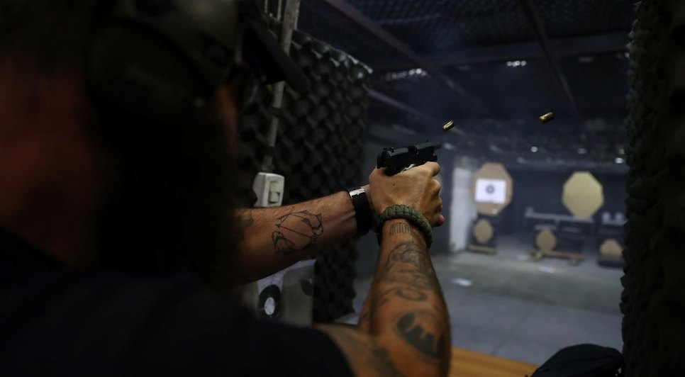 ARMA / Foto: Reuters/Pilar Olivares/Direitos Reservados