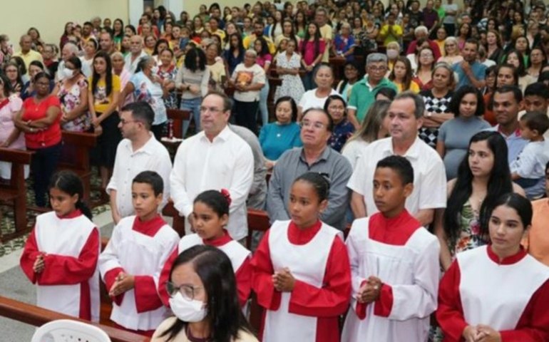 Servidores públicos são homenageados na festa da padroeira de Canafístula em Arapiraca